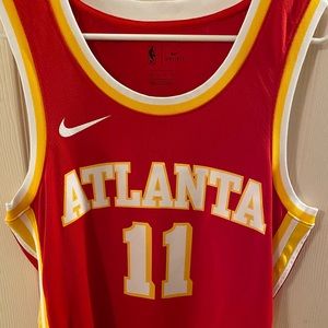 Trae Young jersey